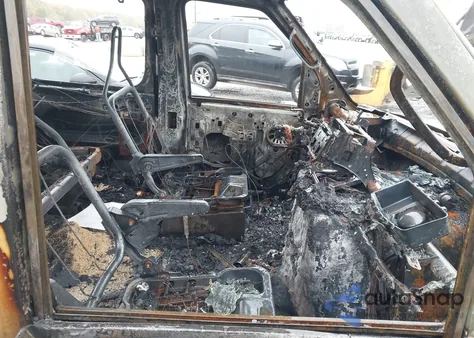 2010 Ford E-350 Super Duty Xl/Xlt from USA, damaged, VIN 1FBNE3BL5ADA54733